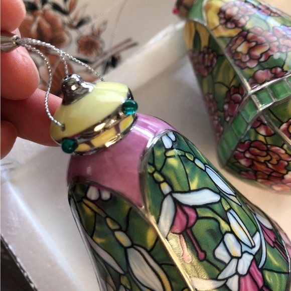 The Bradford Edition ornaments - Picture 8 of 10